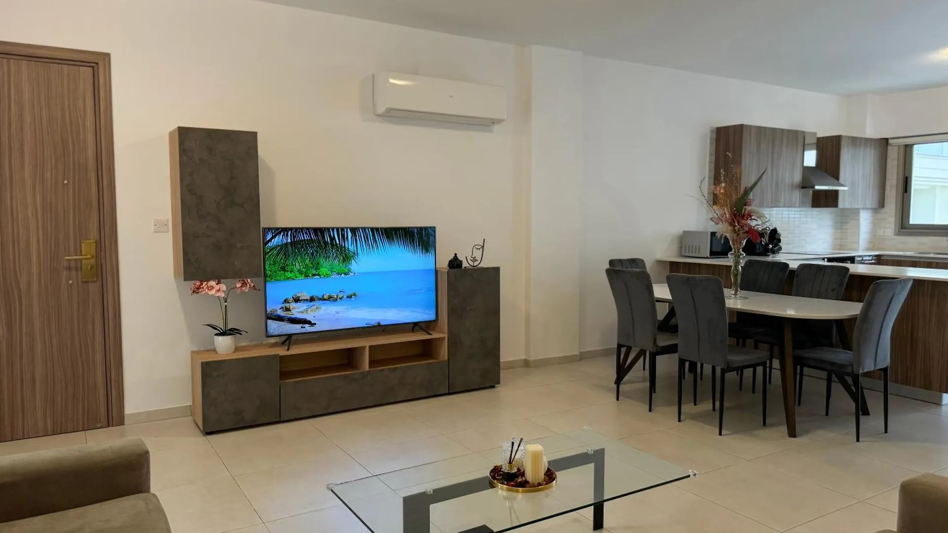 Halcyon Central Apartment location