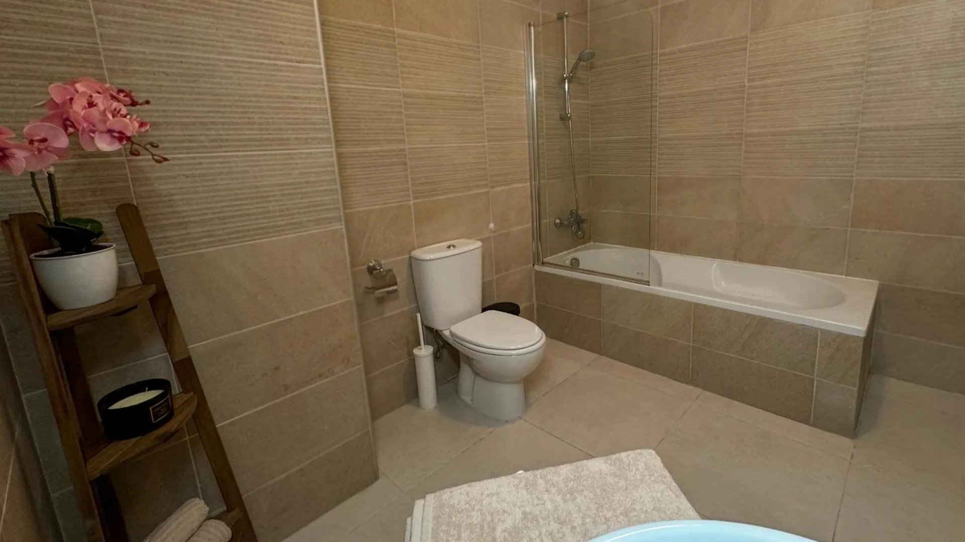 Halcyon Central Apartment 拉纳卡